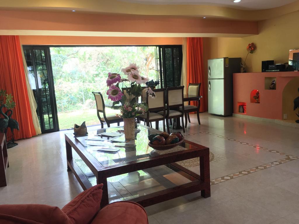 B&B Villa Hibiscus Playa del Carmen Exterior photo